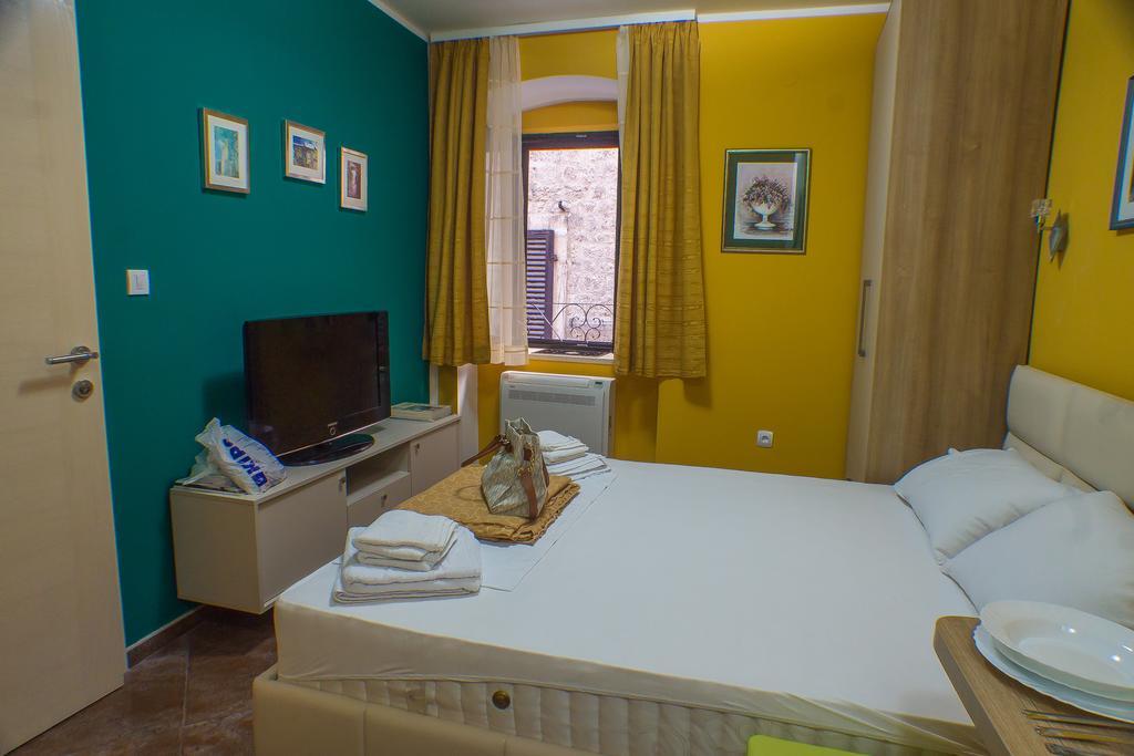 Apartments Casa Del Sol Jovana Kotor Exterior photo